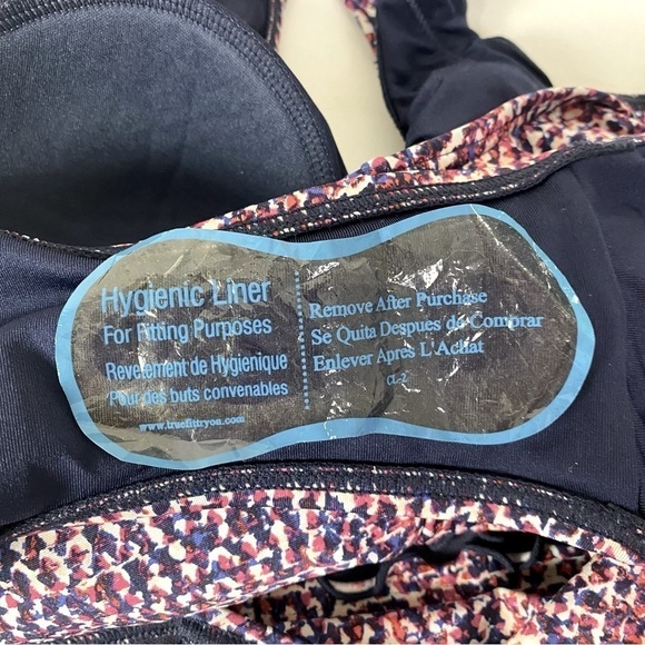 DKNY Ruffled Print One Piece Swimsuit Size 6 - Picture 7 of 9